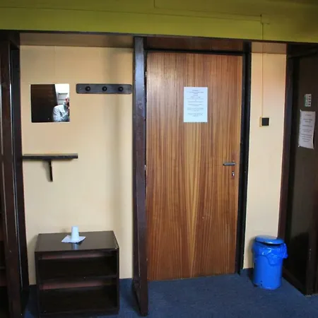 Hostel Turisticka K2